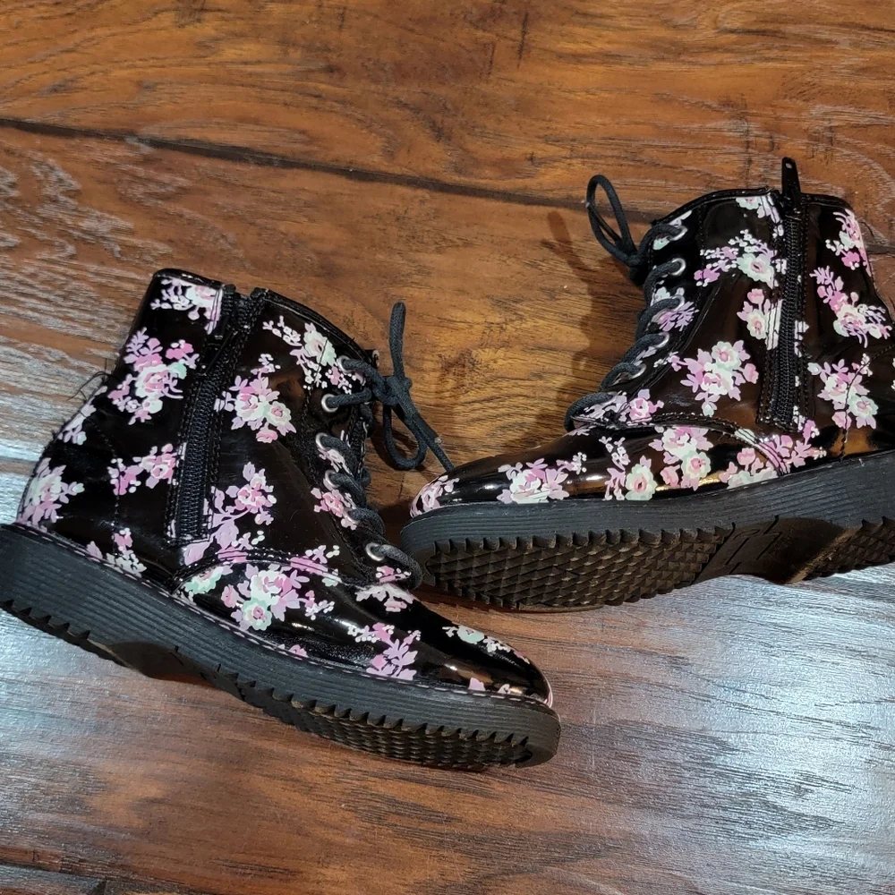 The Children's Place Floral Combat Boots